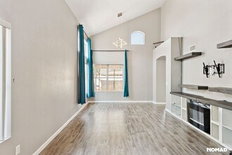1836 N Stapley Dr in Mesa, AZ - Building Photo - Building Photo