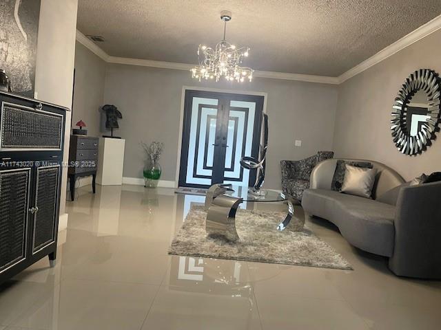 2701 SW 97th Ave in Miami, FL - Building Photo - Building Photo