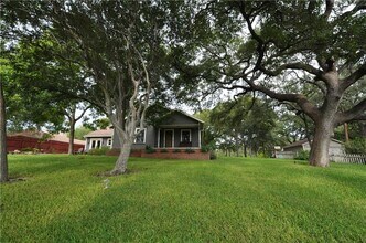 3003 Burleson Rd in Austin, TX - Building Photo - Building Photo