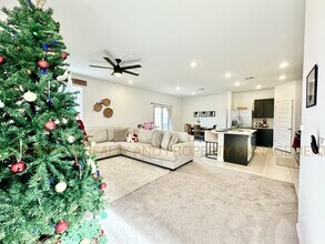 7064 W Vineridge Dr in Tucson, AZ - Building Photo - Building Photo