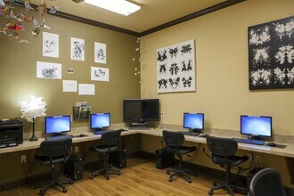 779 W Mayfield Blvd in San Antonio, TX - Building Photo - Building Photo