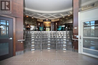 2480-2480 Prince Michael Drive in Oakville, ON - Building Photo - Building Photo
