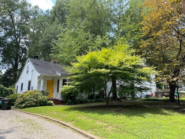 property at 2123 Sprunt Ave