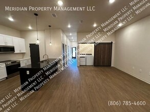 5912 Erskine St in Lubbock, TX - Building Photo - Building Photo