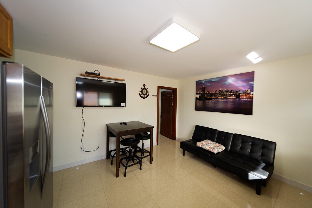 617 7th Ave, Unit 103 in Honolulu, HI - Foto de edificio