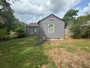 2603 Snowden Ave in Memphis, TN - Building Photo - Building Photo