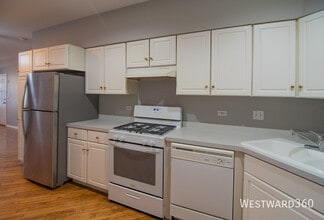 3936 N Ashland Ave in Chicago, IL - Building Photo - Building Photo