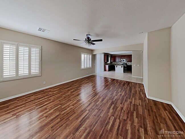 6220 Canada Goose St in Las Vegas, NV - Building Photo - Building Photo