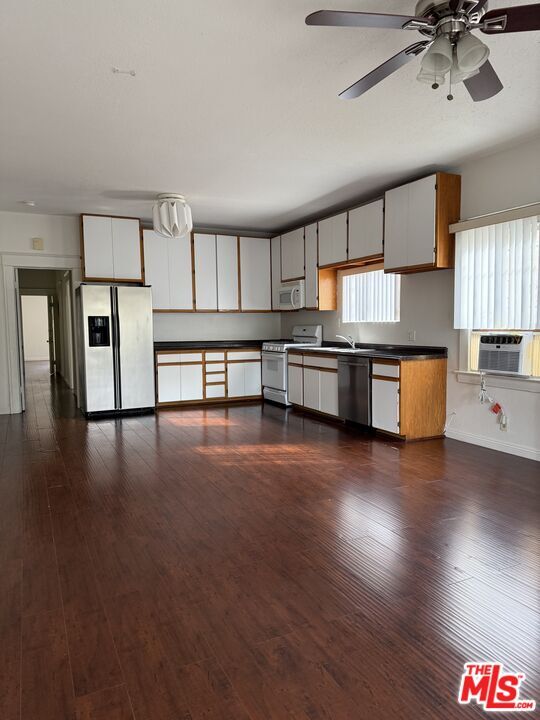 832 S Catalina St in Los Angeles, CA - Building Photo - Building Photo