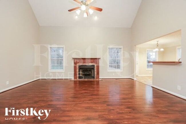 property at 593 Winding Bluff Way
