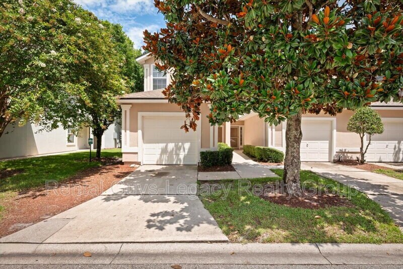 512 Southbranch Dr in Jacksonville, FL - Foto de edificio
