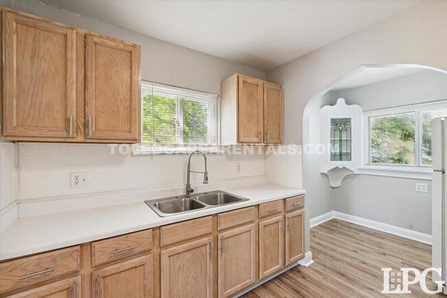 property at 1442 Schuyler Rd