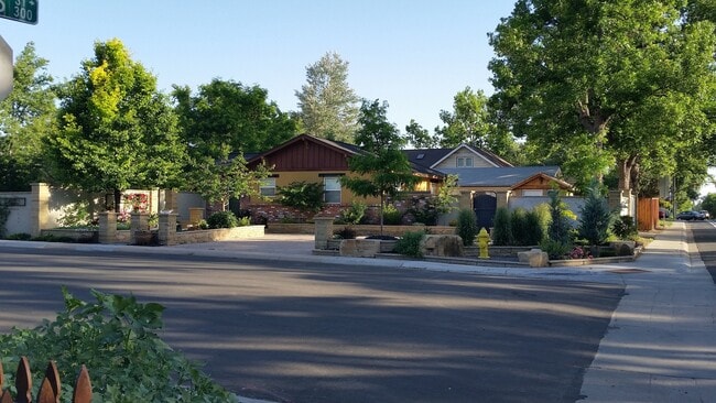 301 N Shields St in Fort Collins, CO - Building Photo - Building Photo