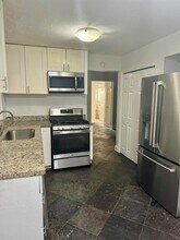 8670 NW 28th Pl in Sunrise, FL - Building Photo - Building Photo