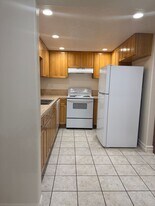 15616 SE Division St in Portland, OR - Building Photo
