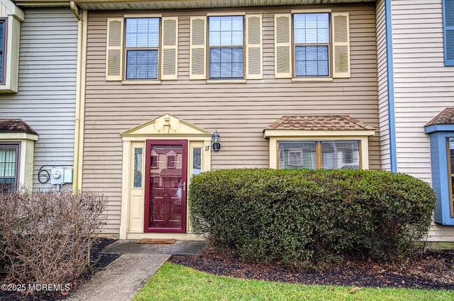 property at 17 Tynemouth Ct