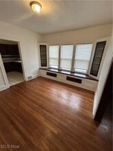 1128 E 168th St in Cleveland, OH - Building Photo - Building Photo