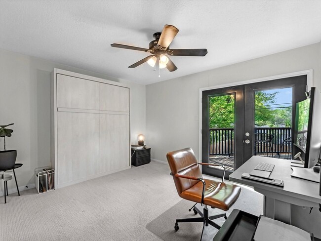 5041 Nina Lee Ln