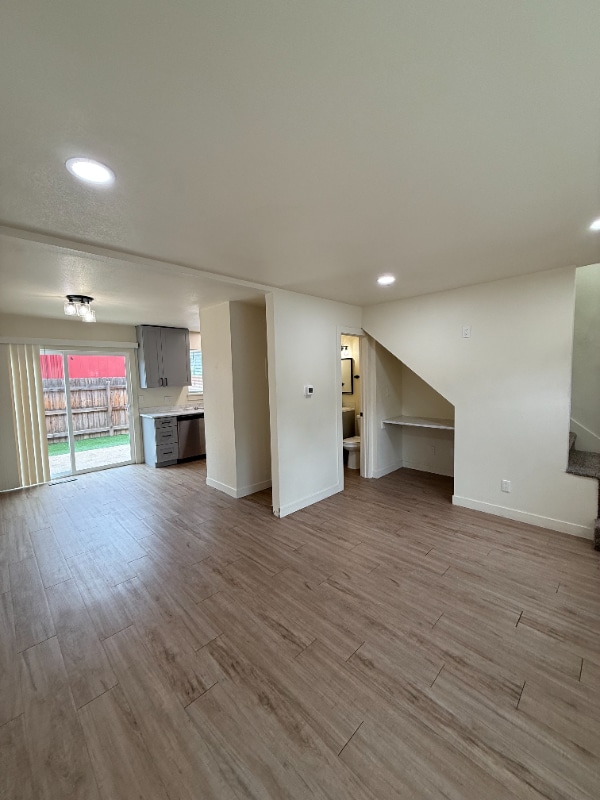 property at 1618 Banyan Dr