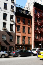 156 W 15th St in New York, NY - Building Photo - Building Photo