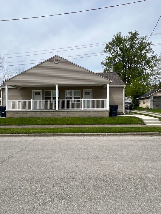 408 John St, Unit 408 in Frankfort, IN - Building Photo
