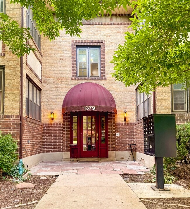 Frances Apartments