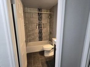 3848 Berkshire Ct in Palm Harbor, FL - Building Photo - Building Photo