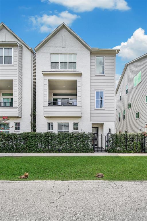 property at 806 Detering St