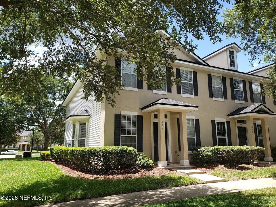 346 Pecan Grove Dr in Orange Park, FL - Building Photo