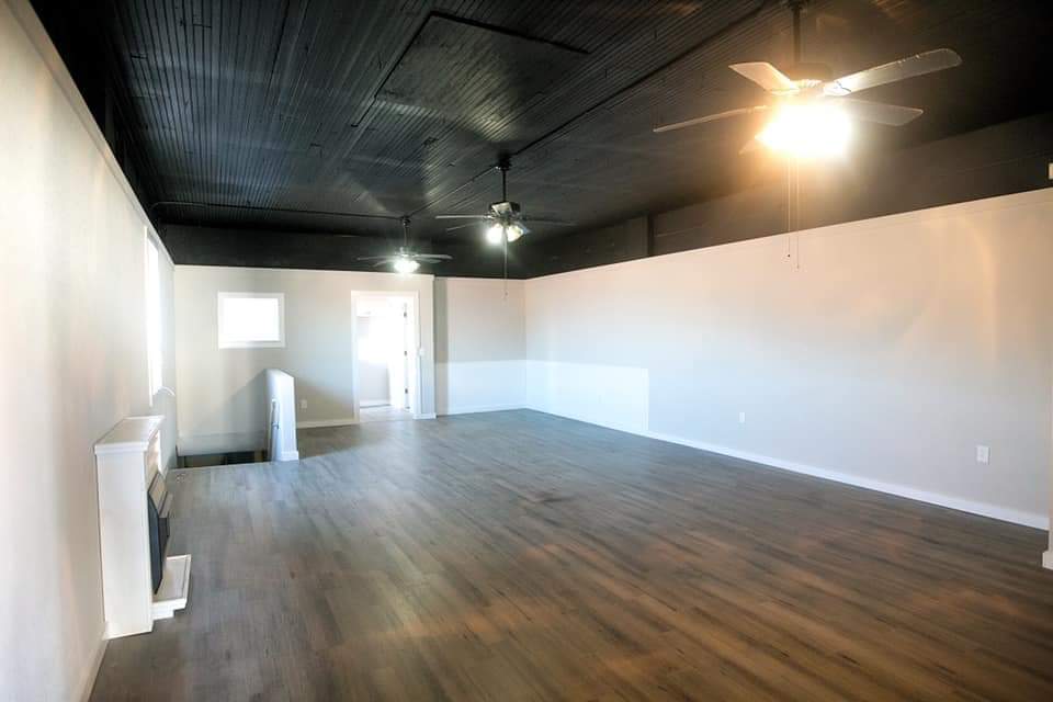 303 Market St. in Clinton, TN - Building Photo