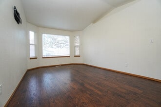 82 3rd St in Middleton, ID - Building Photo - Building Photo