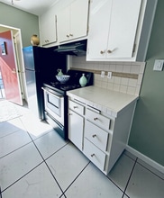 6638 MacArthur Blvd in Oakland, CA - Building Photo - Building Photo