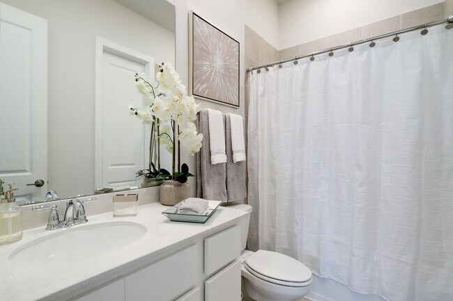 4635 Sanders Meadow Ln in Sugar Land, TX - Building Photo - Building Photo