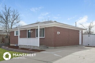 11829 Lavinia Ln in Northglenn, CO - Building Photo - Building Photo