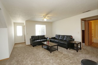 Lofts North End by SAMI in Normal, IL - Foto de edificio - Building Photo