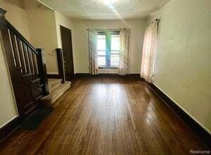 1 Clinton St in Mount Clemens, MI - Building Photo - Building Photo