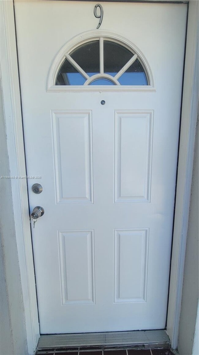 2601 SW 22nd Ave in Miami, FL - Building Photo - Building Photo