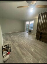 2029 S Empire Ave in Joplin, MO - Foto de edificio - Building Photo