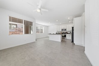 1531 Layla Crossing Ave in Henderson, NV - Building Photo - Building Photo