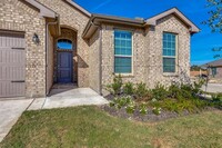 2300 Monoceros Dr in Haslet, TX - Foto de edificio - Building Photo