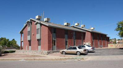 Westview Apartments in El Paso, TX - Foto de edificio - Building Photo