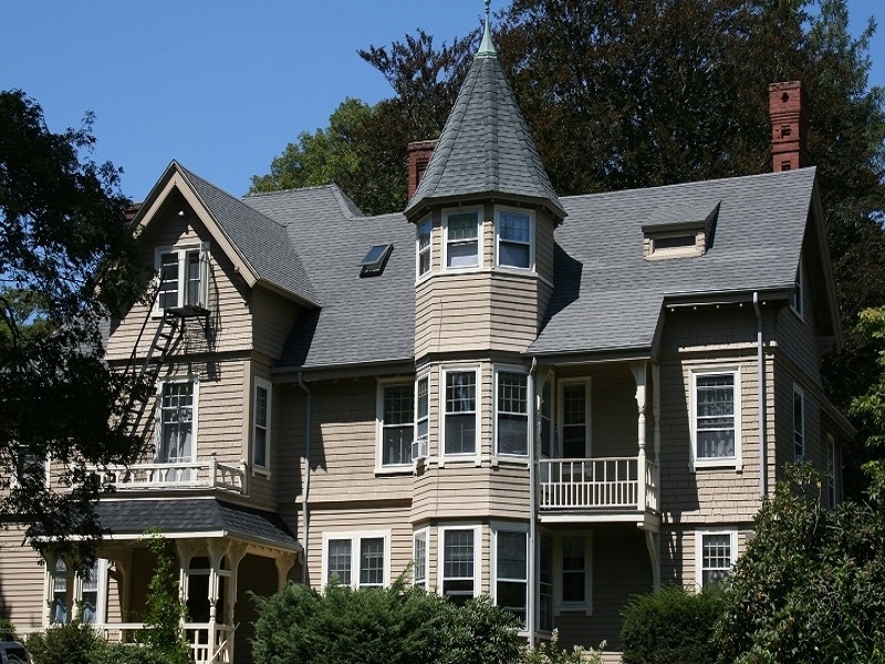 1848 Mooresfield Rd in Kingston, RI - Foto de edificio