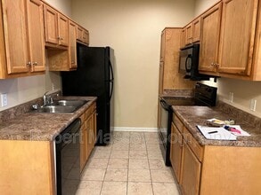 12500 Townepark Way in Louisville, KY - Building Photo - Building Photo
