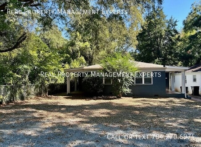property at 2501 Eastway Dr