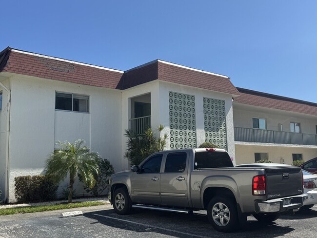 property at 3602 Beneva Rd