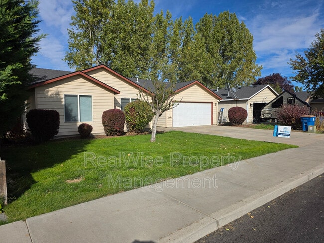 property at 737 NE Nickernut Ave