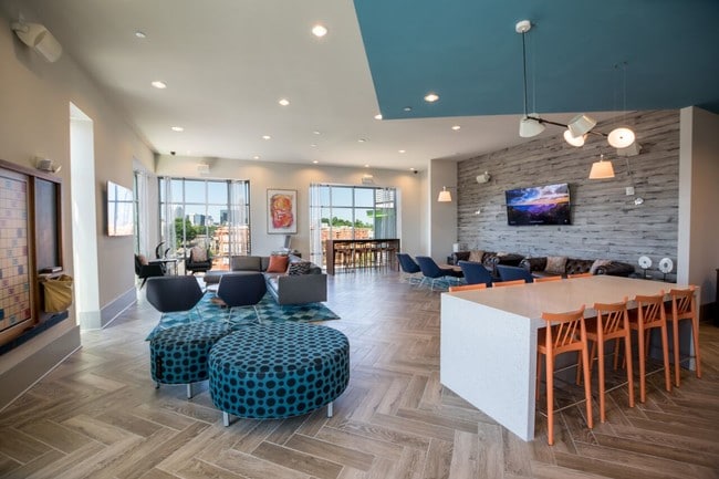 One305 Central in Charlotte, NC - Building Photo - Building Photo