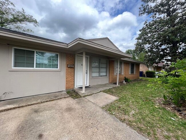 property at 321 Monica Dr