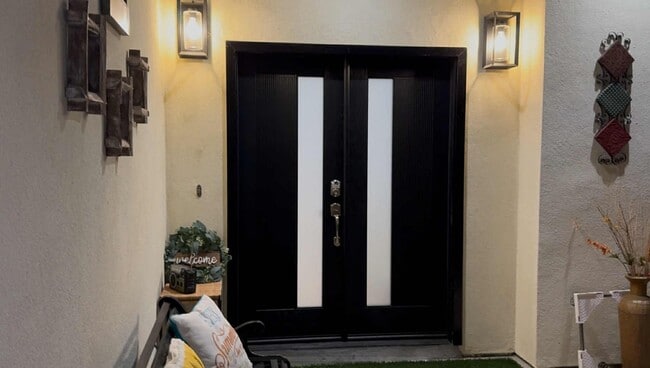14316 Jessica St in Garden Grove, CA - Foto de edificio - Building Photo