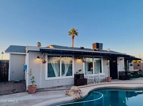 2459 E Baltimore St in Mesa, AZ - Building Photo - Building Photo